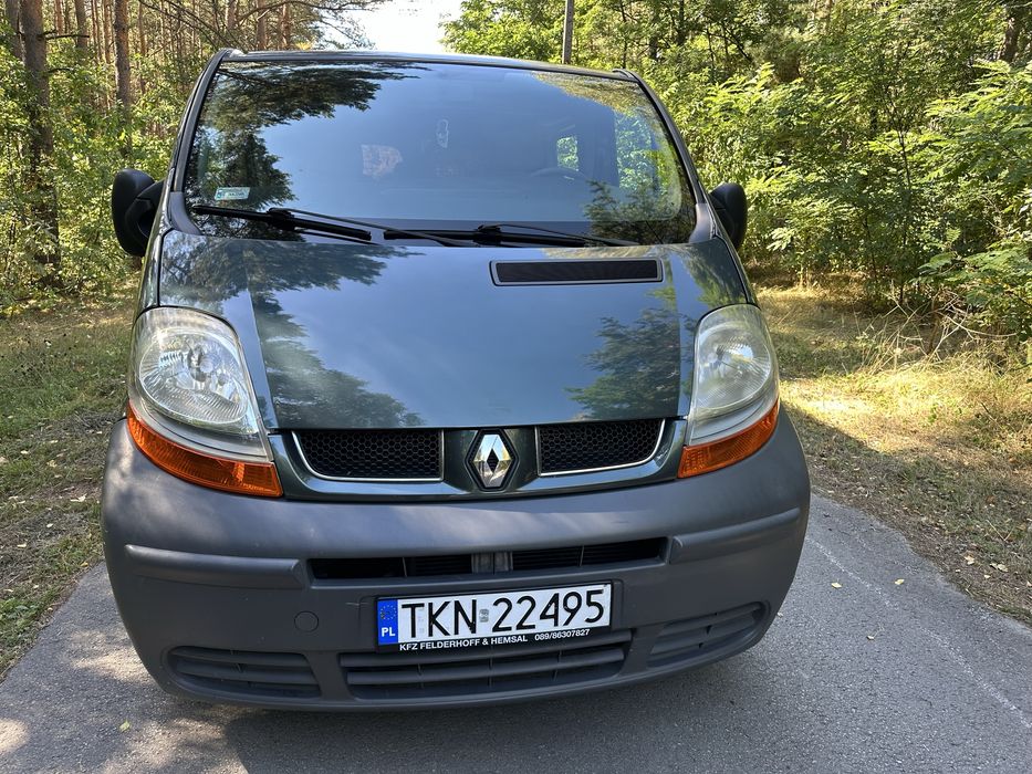 Renault Trafic 2005 rok 1.9 dci 80 5 osobowy Klimatyzacja Zadbany