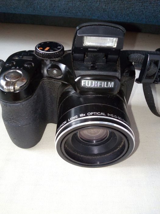 Sprzedam aparat cyfrowy