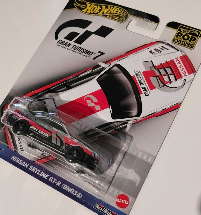 Hot wheels Premium Nissan Skyline GT-R BNR34
