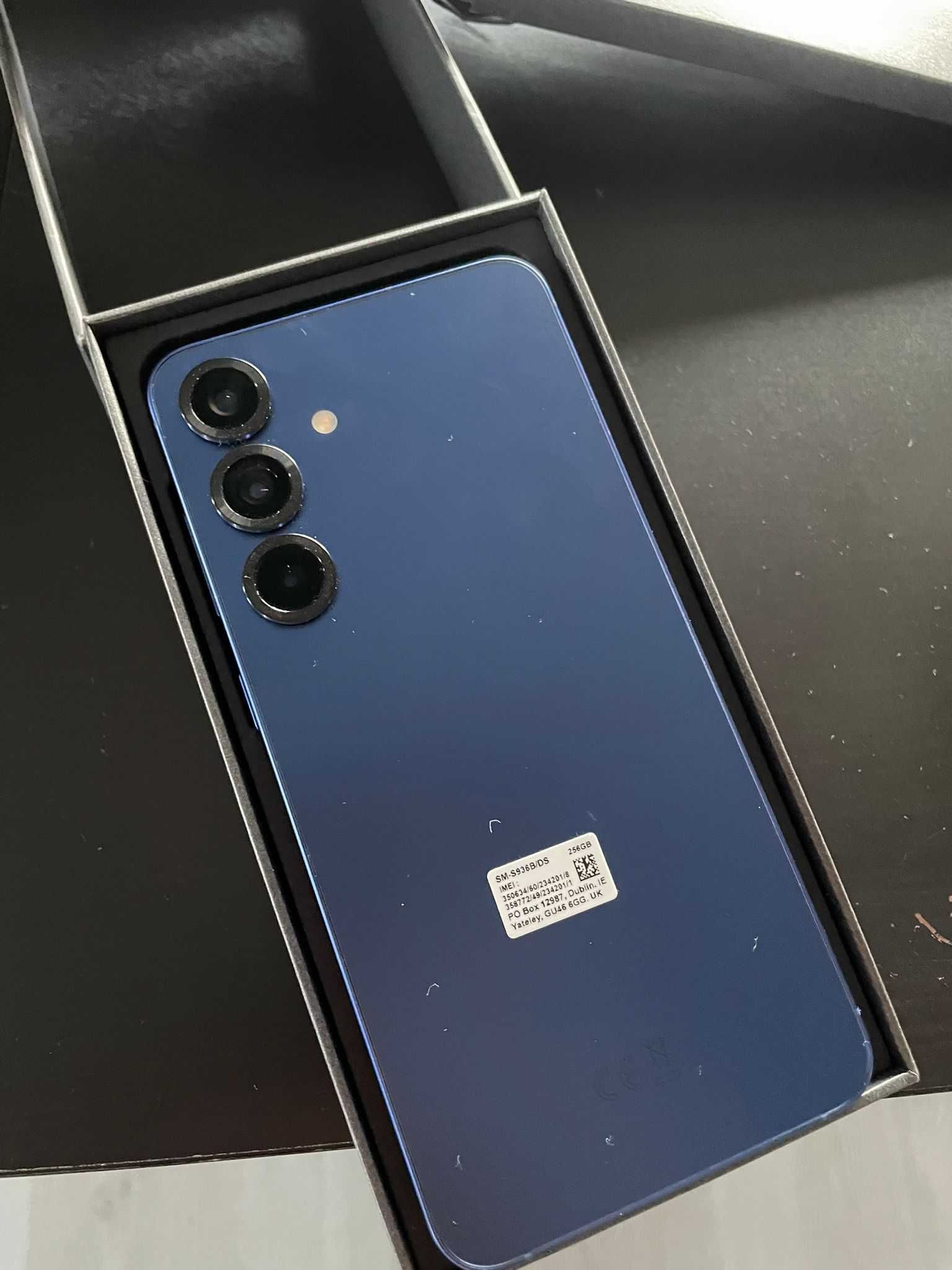 Samsung Galaxy S25+ Azul 256GB – Como Novo com Garantia