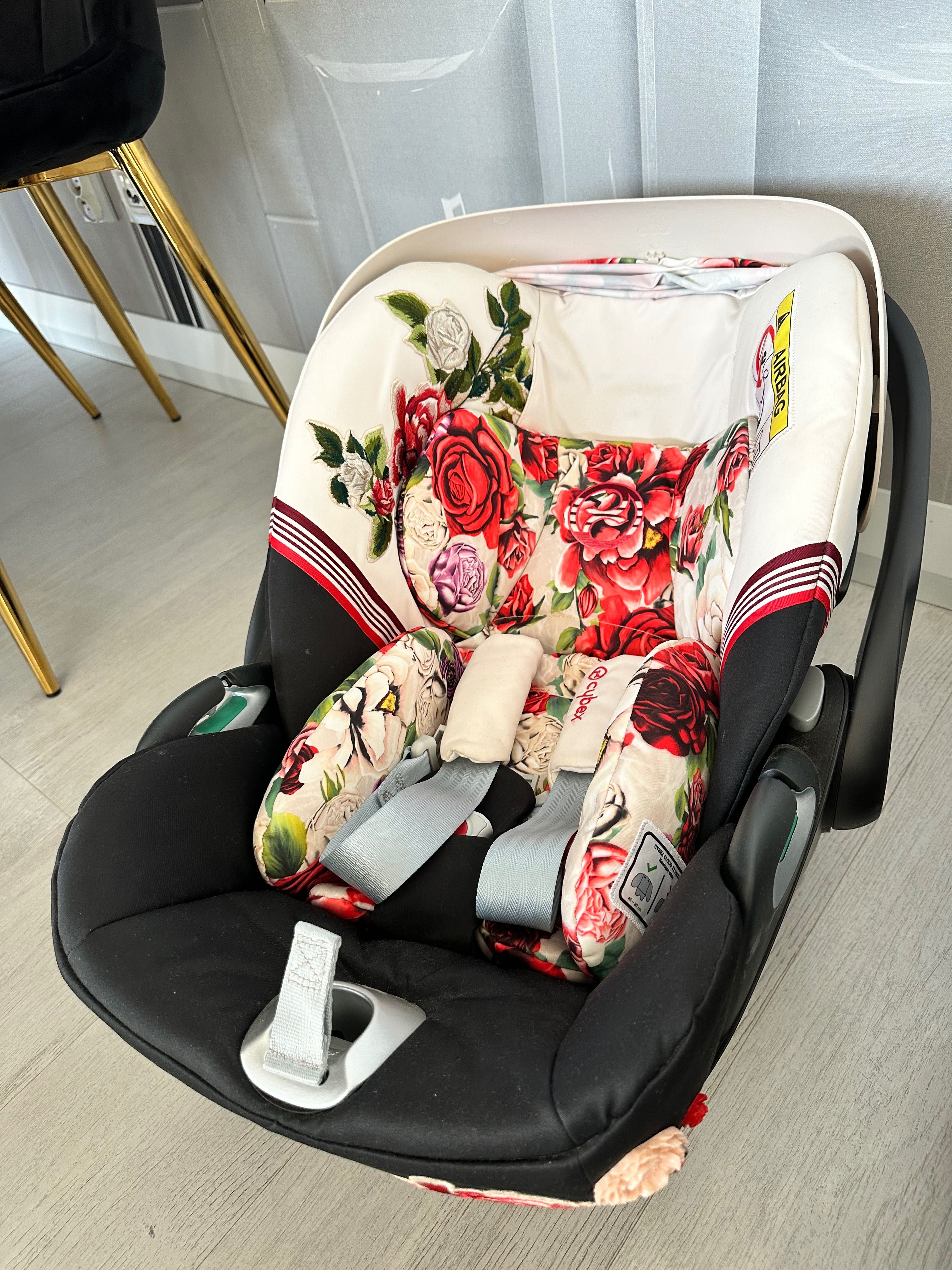 Fotelik samochodowy Cybex Cloud Z I-Size Spring Blosoom Light