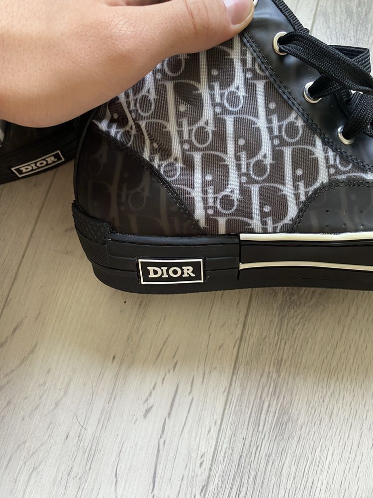 Dior b23 High Tip oblique