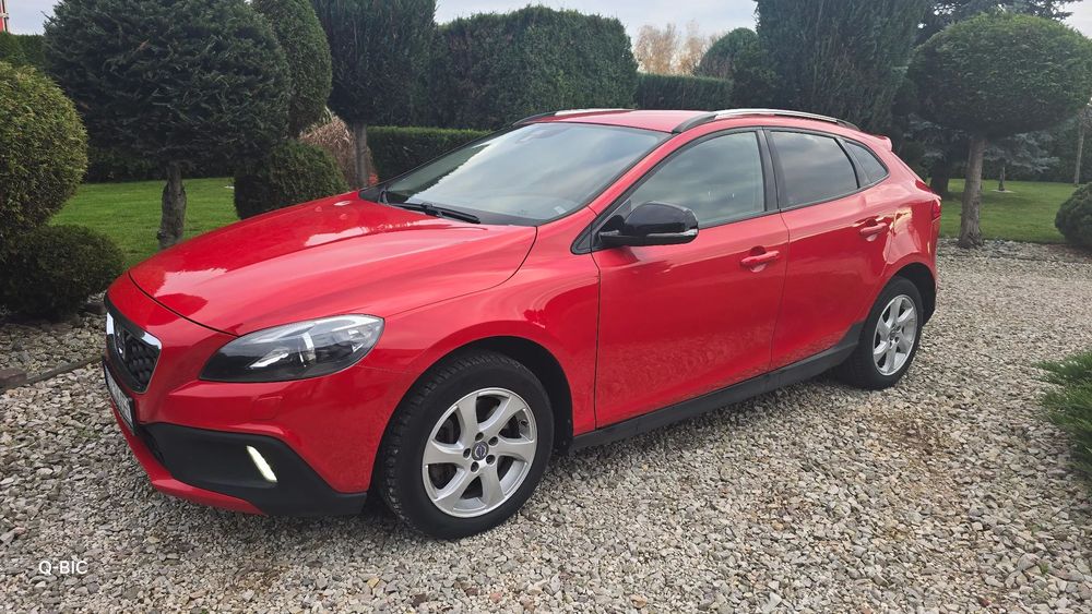 Volvo V40 Sprzedam Volvo v40 Cross Country 190KM Zamiena Zadbane auto