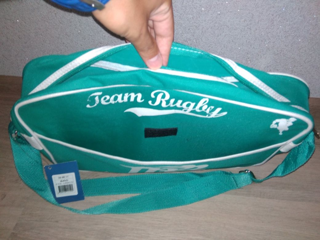 Сумка зелёная новая сумочка спортивная