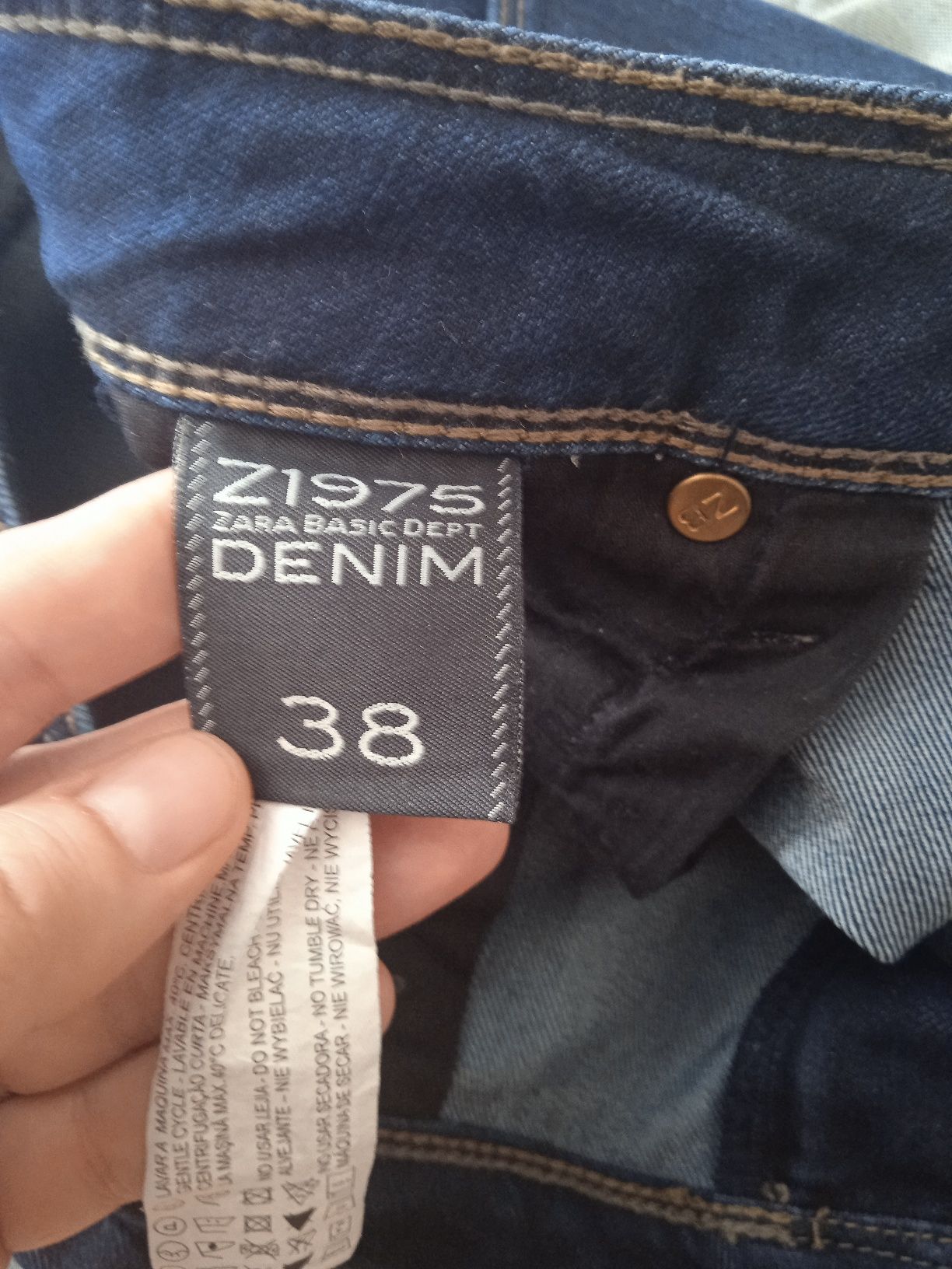 Джинсы фирмы DENIM