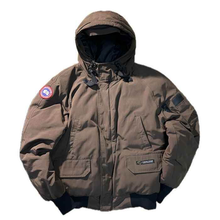 Куртка пуховик Canada Goose ( L )