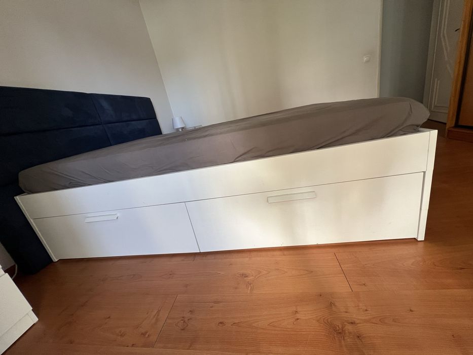 Cama Casal BRIMNES - Ikea,  cama com arrumacao 140 x 200 cm