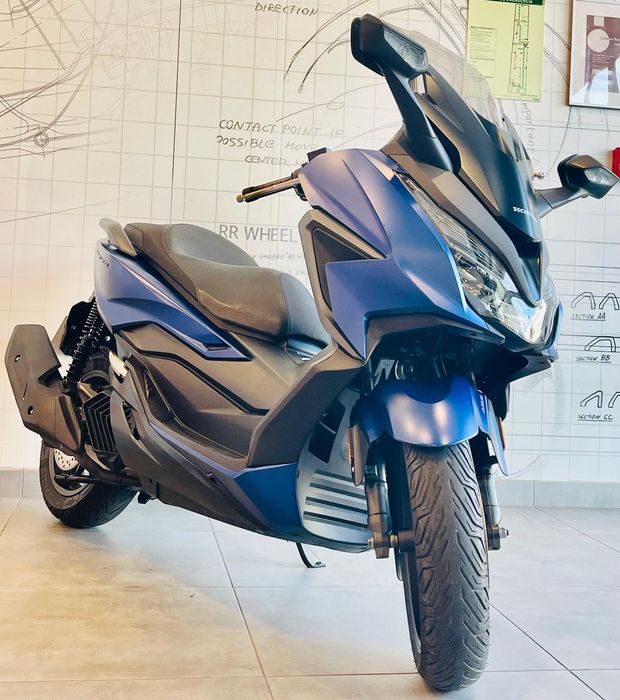 Honda Forza 125