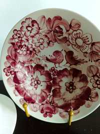 Talerz dekoracyjny fason Włocławek różowy z ptaszkiem