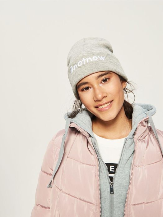 Зимова жіноча куртка