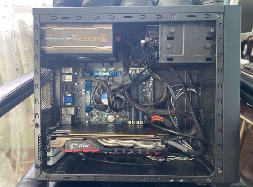 Продам комп'ютер на Intel core i7 3770k, rx 480 8gb, 16 gb оперативки