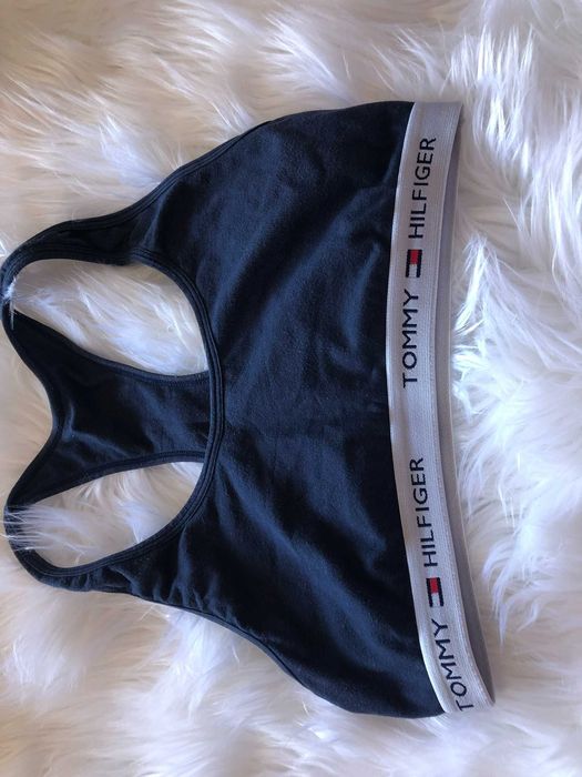 top tommy hilfiger azul tamanho m