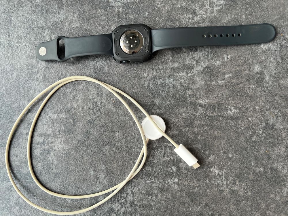 Apple watch series 7 45mm midnight aluminum GRATIS! etui spigen