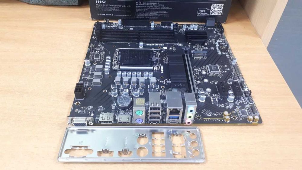 Материнська плата MSI PRO B760M-P