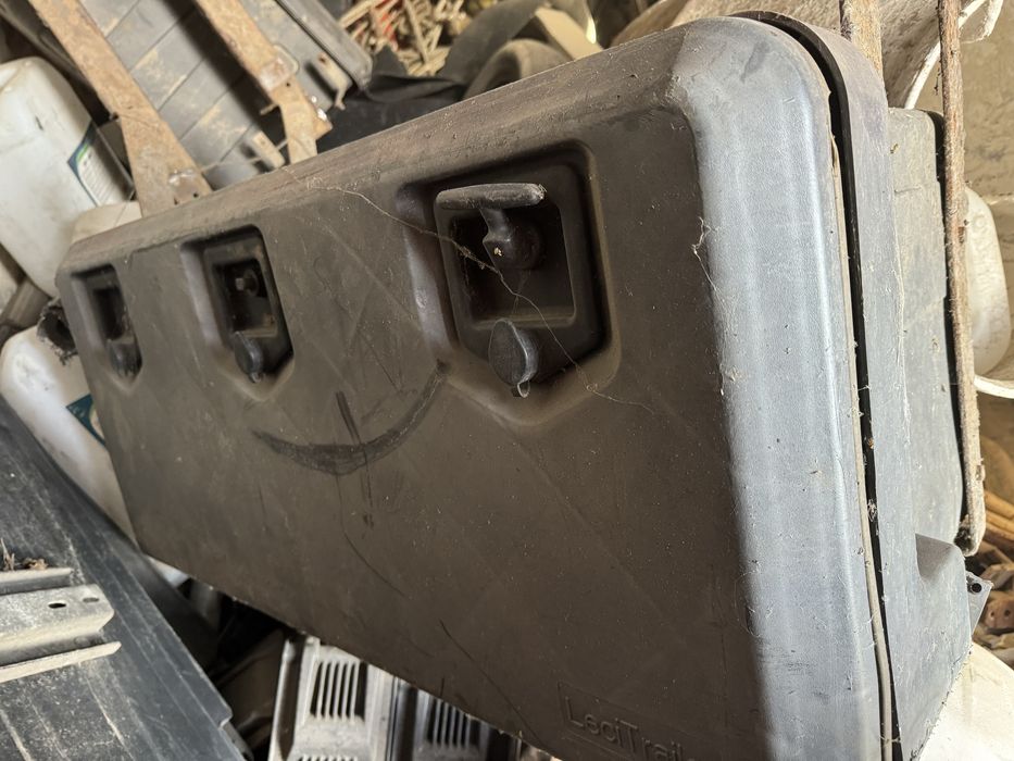 Ящик півпричіп