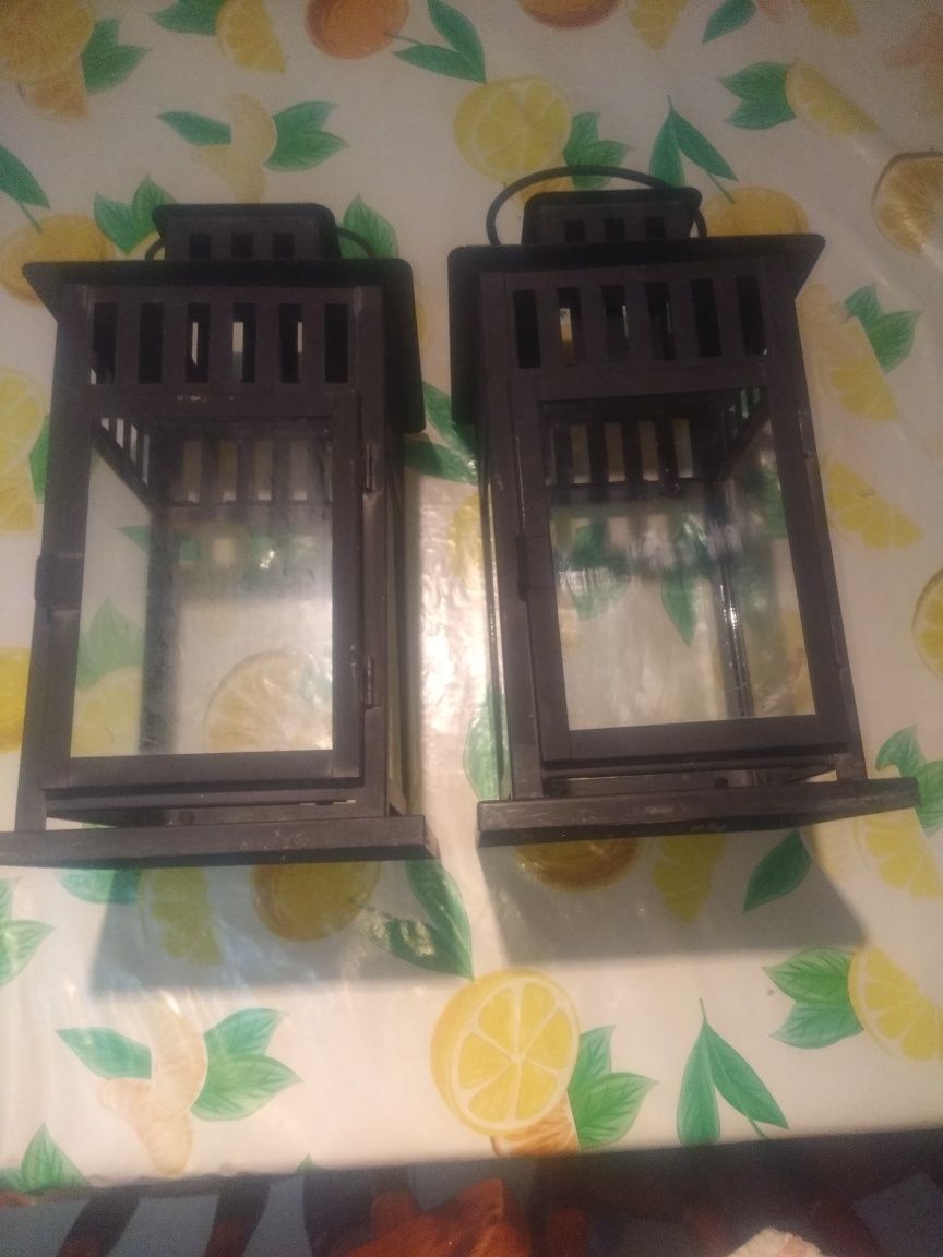 Candieros de casa de entrada