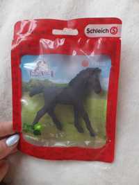 Schleich 13820 źrebak