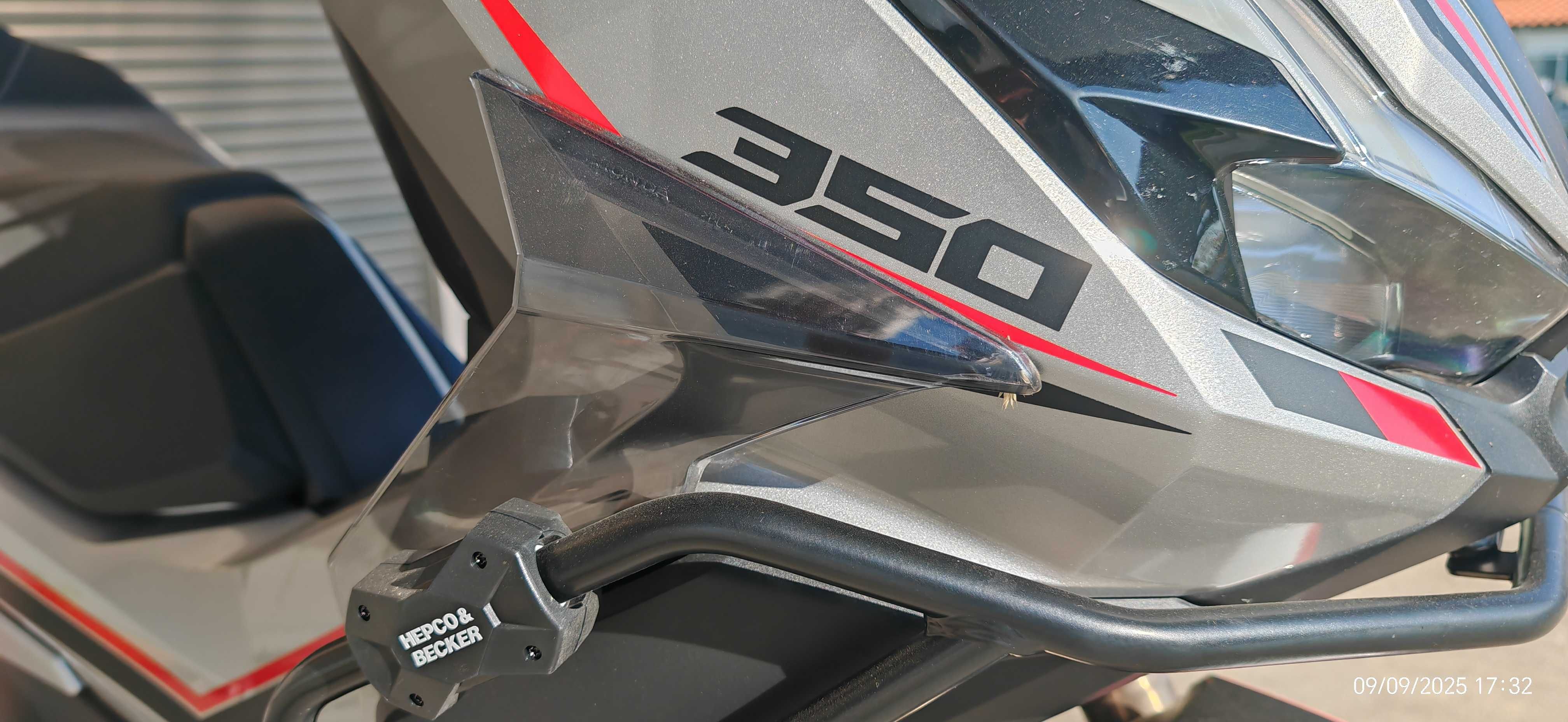 Honda ADV 350 C/ muitos extras