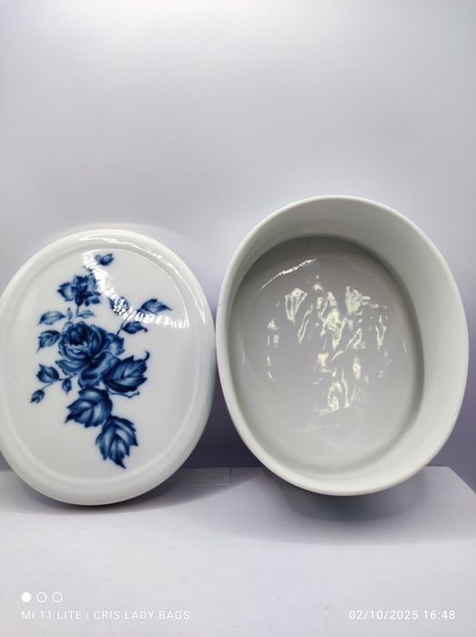 Bomboneira da Vista Alegre Antiga Floral em tons de Azul 15,5 x13,5 cm