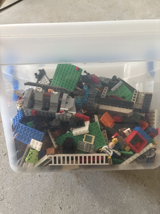 Pudło zestaw lego i nie tylko ponad 5 kg