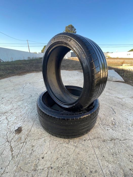 Michelin Pilot Sport 4 225/40 R18