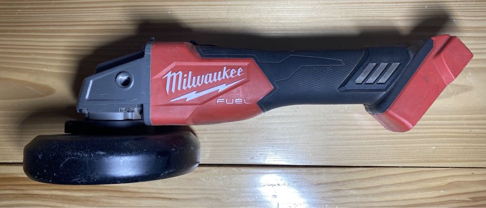 Szlifierka kątowa Milwaukee M18 FSAG125X