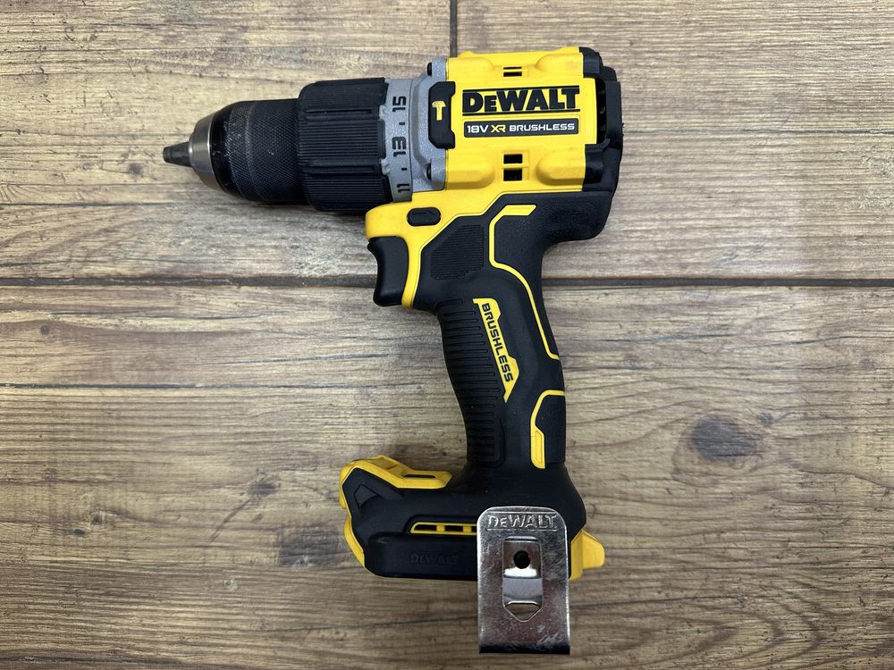 Wiertarko-wkrętarka udarowa DeWalt 18V XR DCD805 | 2022r.