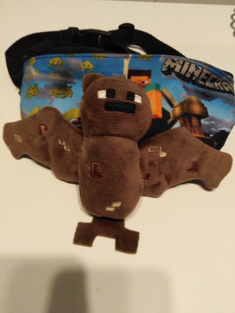 Nerka Minecraft i nietoperz maskotka