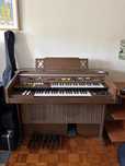 Órgão Yamaha Electone 75N