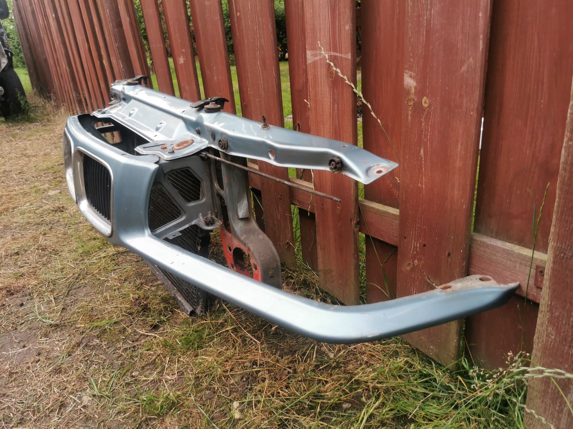 Pas przedni bmw e36 nosek chłodnica klimatyzacji