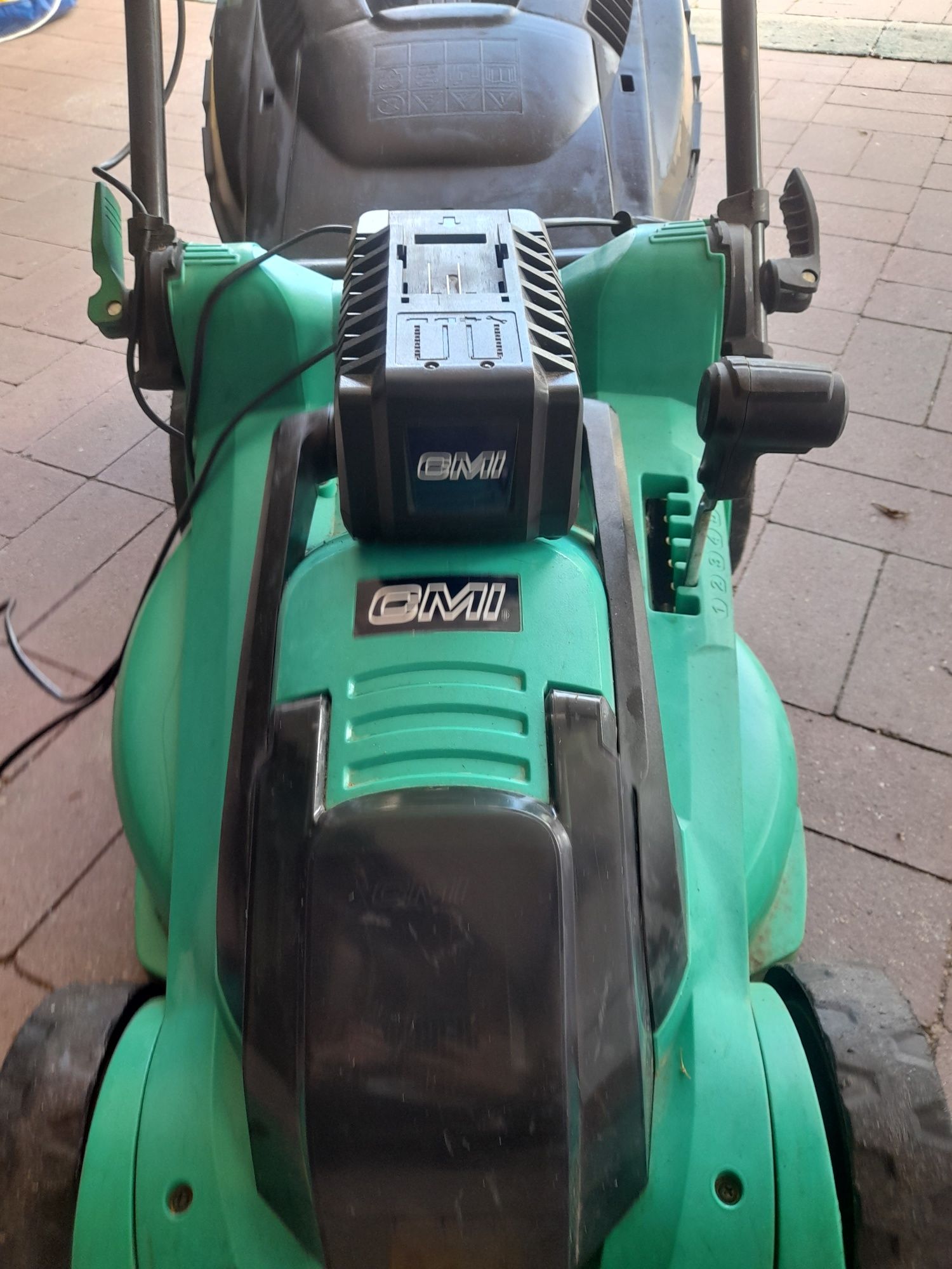 kosiarki bosch gardena kosze akumulator 36v cmi