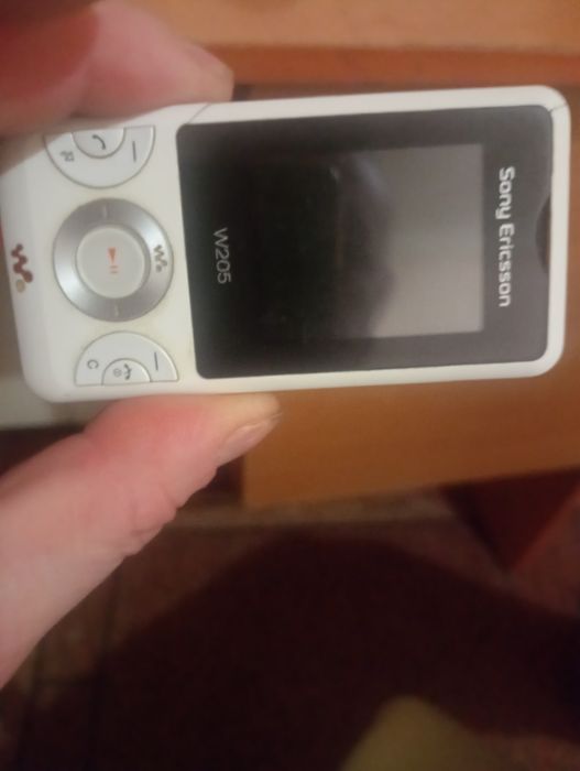 Продам телефон для