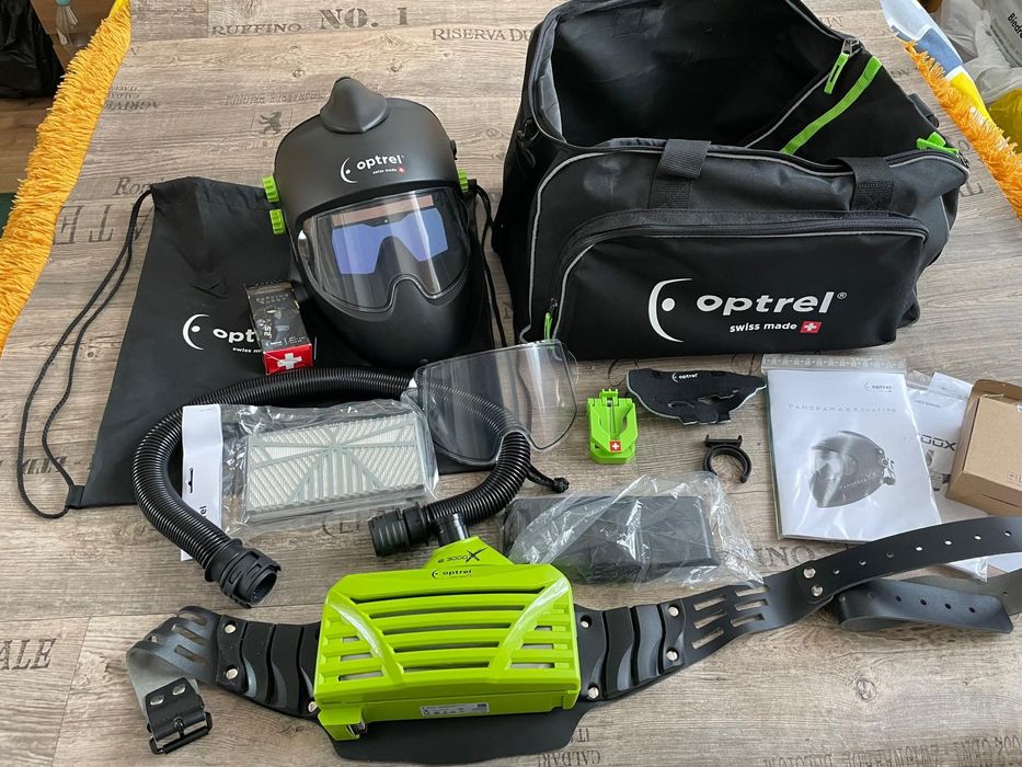 Przylbica Optrel Panoramaxx Quatro z systemem  nawiewu Optrel  e3000x