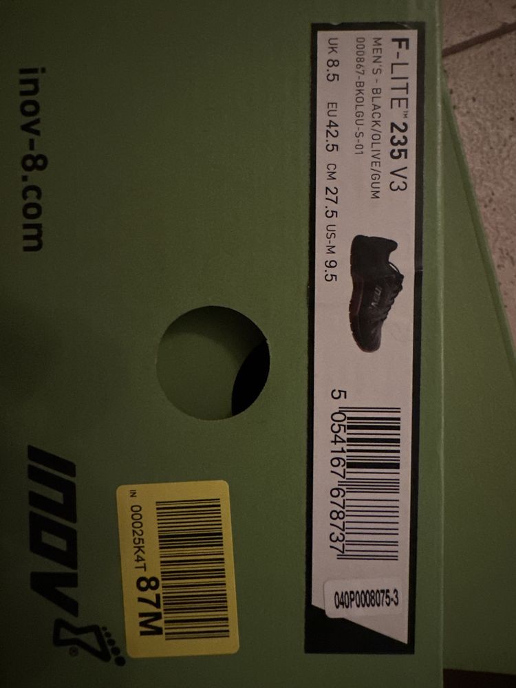 Inov 42 buty 42,5 inov-8 black olive f-lite 235 v3
