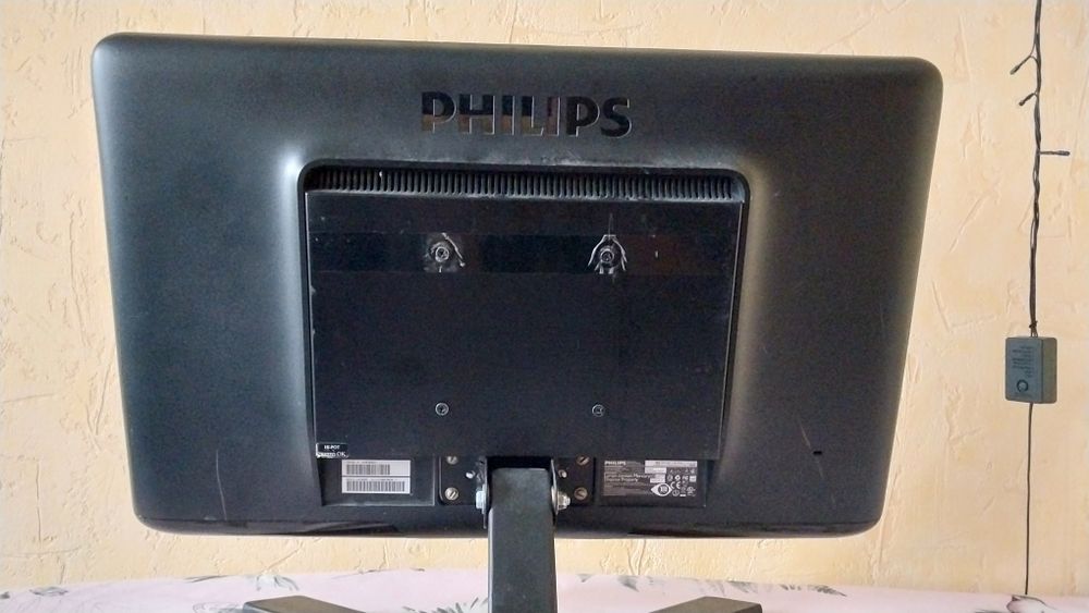 Монітор 21.5" Philips 222E2 TN FULL HD