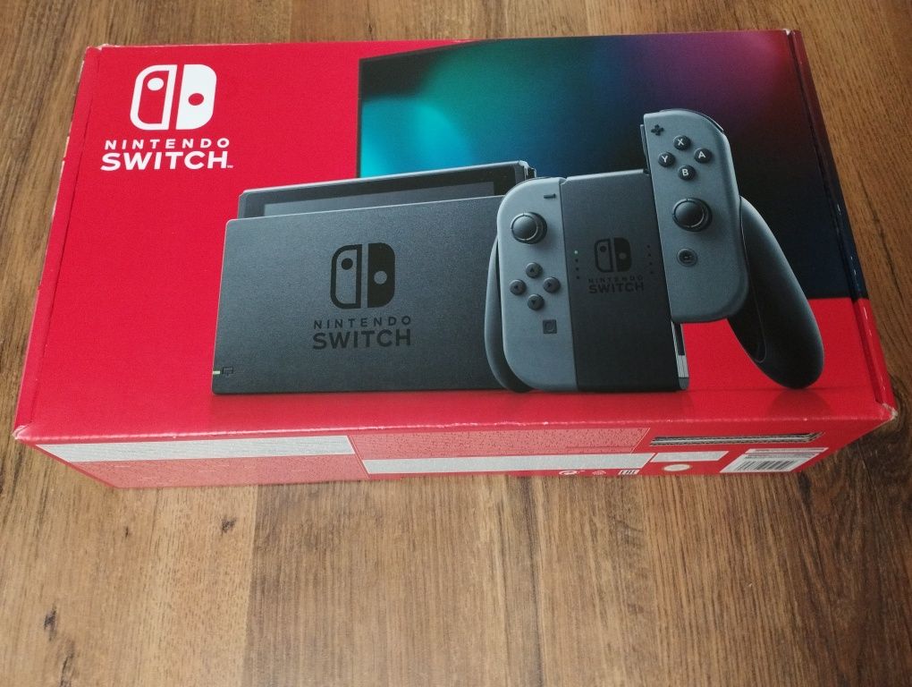 Konsola Nintendo switch V2 + etui