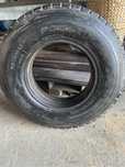 Pneus 7.00 16R novo