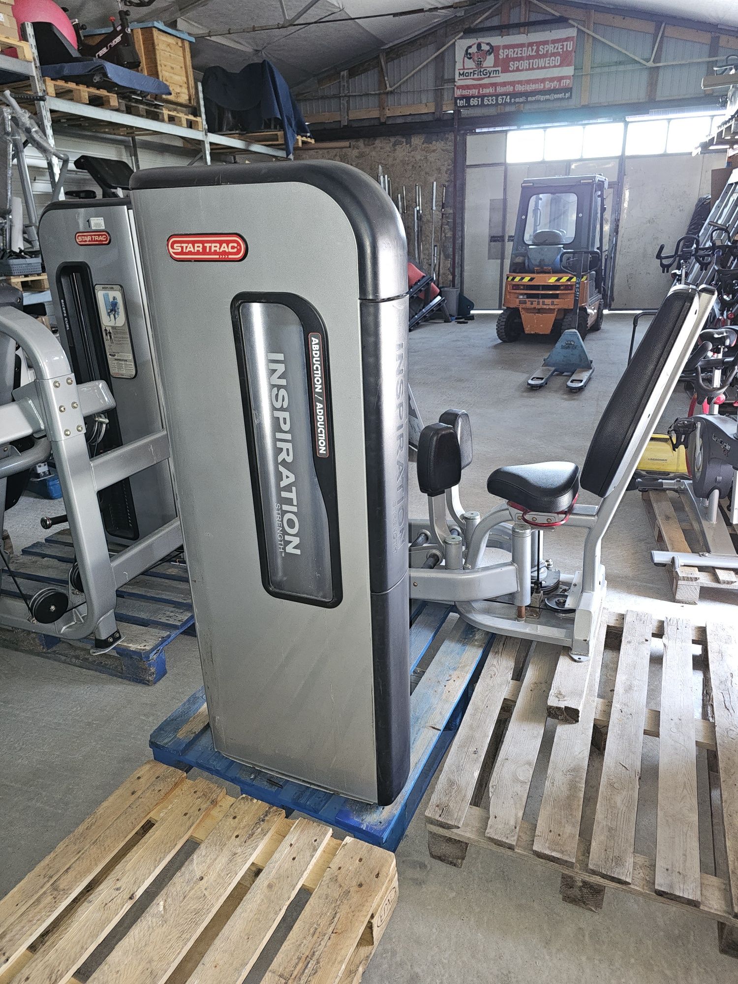 Przywodzenie-Odwodzenie 2w1 Star Trac technogym life fitness