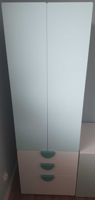 Zestaw mebli do pokoju dzieciecego