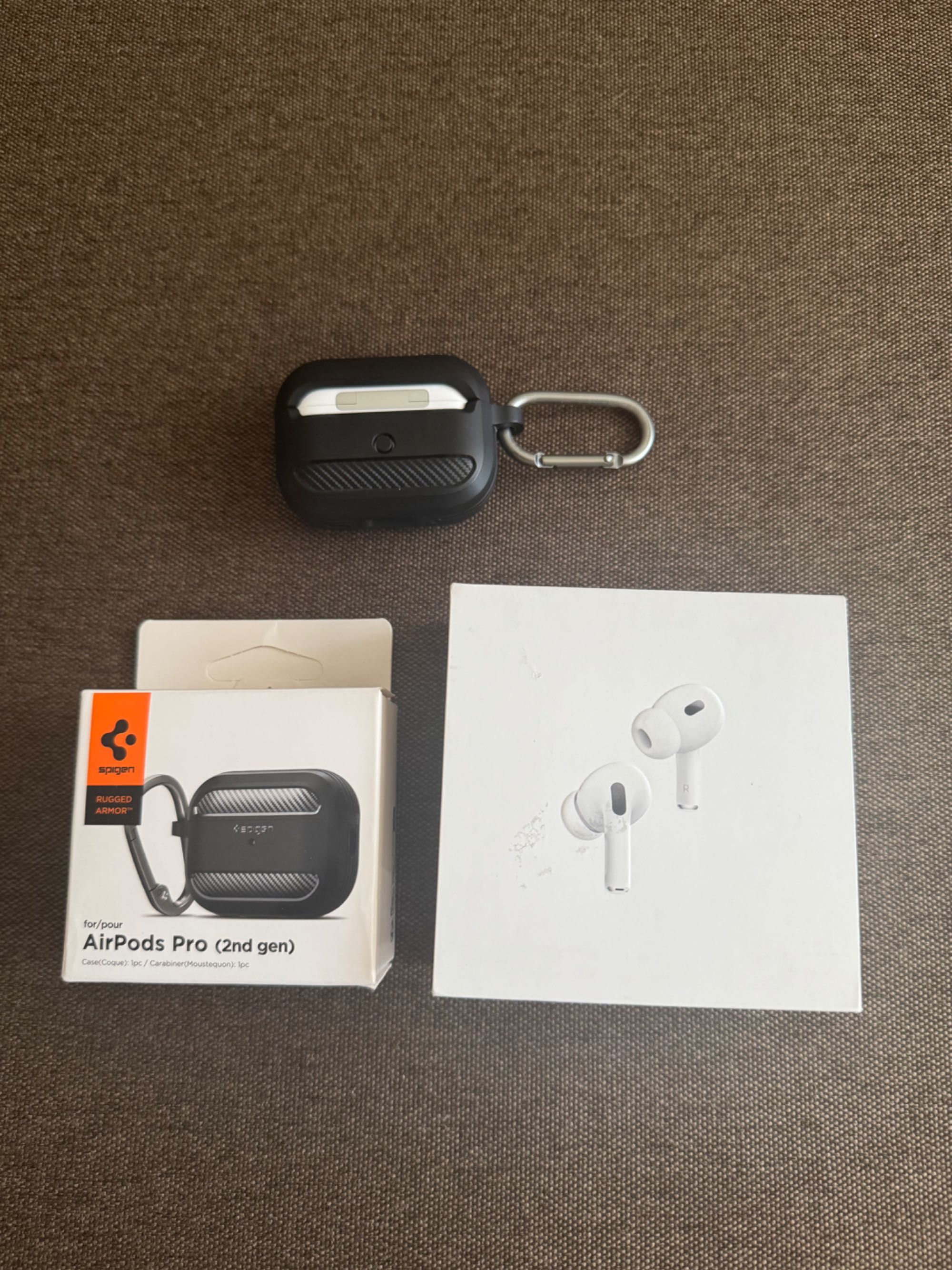 Apple AirPods Pro 2 with MagSafe Case