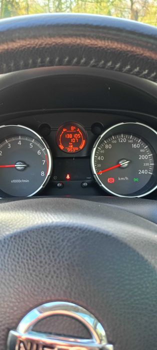 Nissan Qashqai 1,6 panorama navigacja salon polska mały przebieg