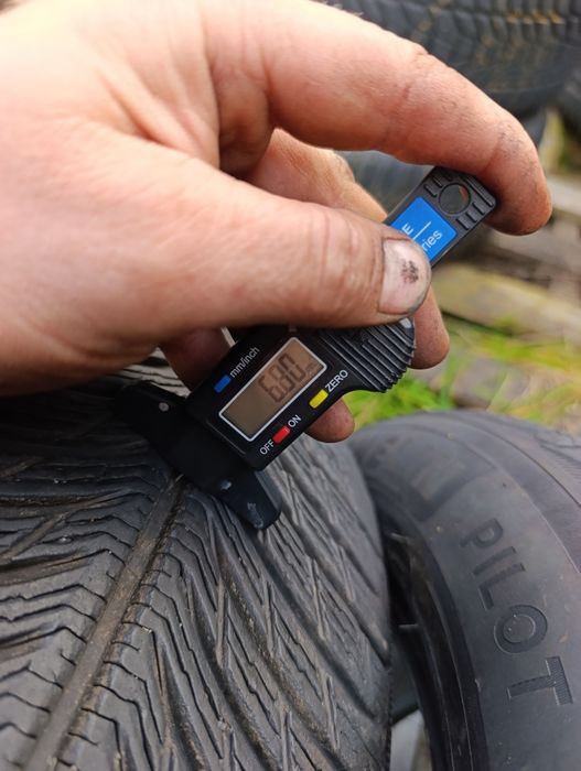 Opony zimowe Michelin Pilot Alpin 5 ladna para z Niemiec 2022 r