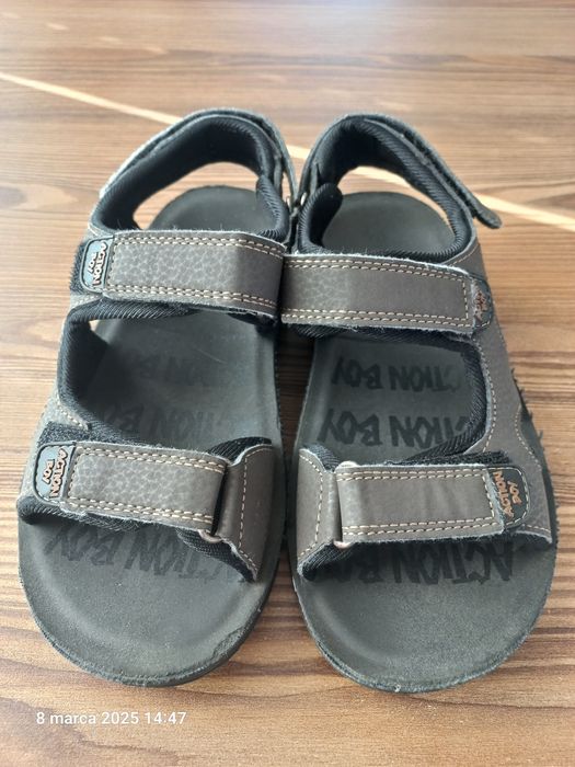 Sandałki chłopięce r.33 action boy