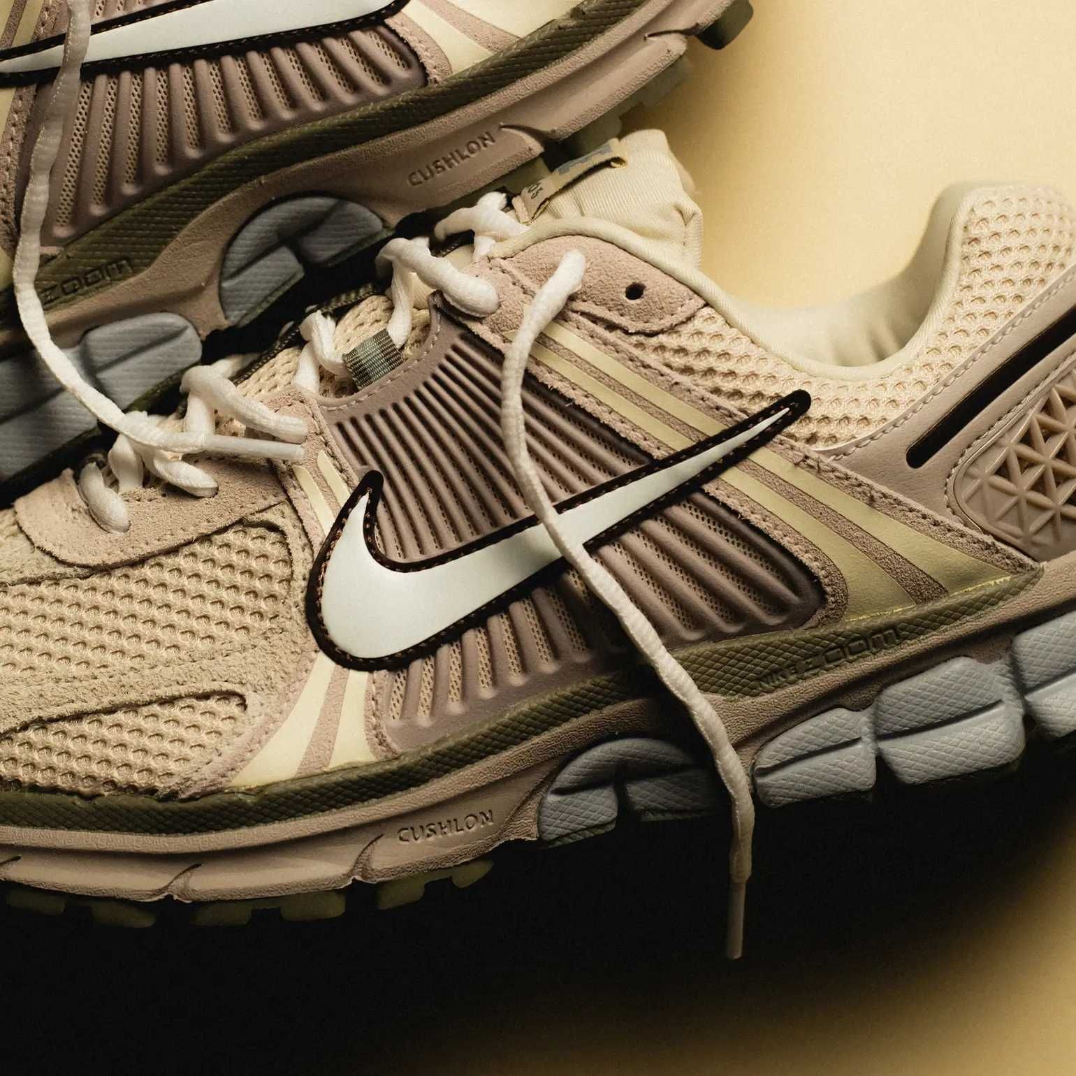 ОРИГІНАЛ‼️ Nike Zoom Vomero 5 SE FZ3653-104 кроссовки мужские кросівки