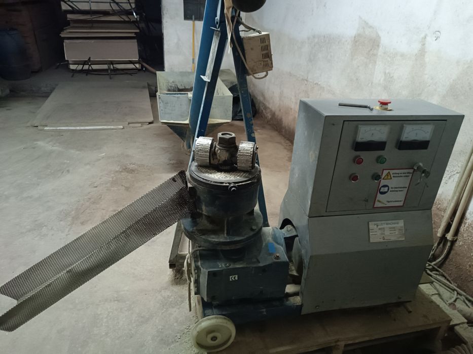 Máquina pellets 120kg/h/ sem fim/seladora de sacos/ sacos/moinho