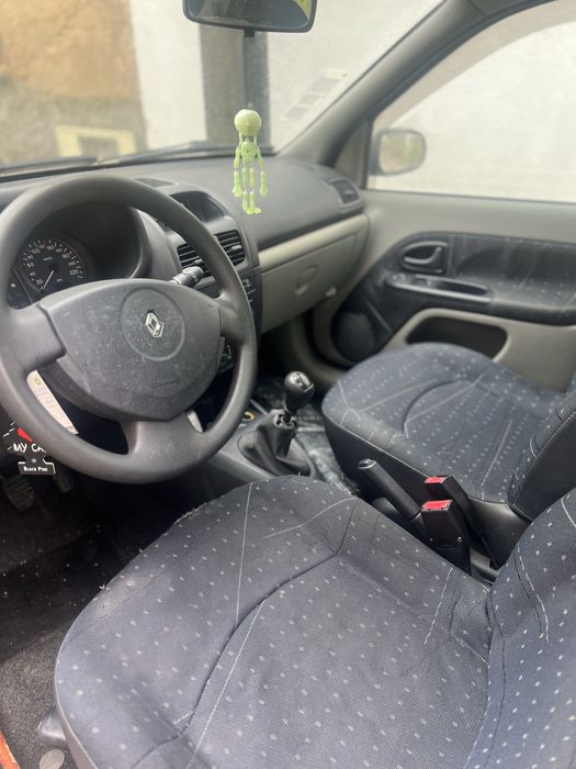 Renault Clio poucos Kms