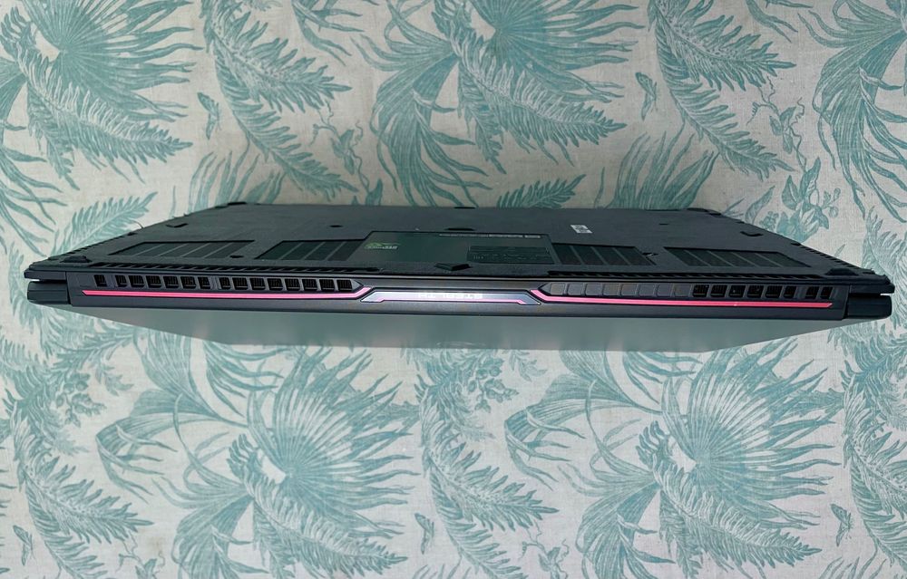 Portátil MSI GS63 Stealth 8RE de 15,6"