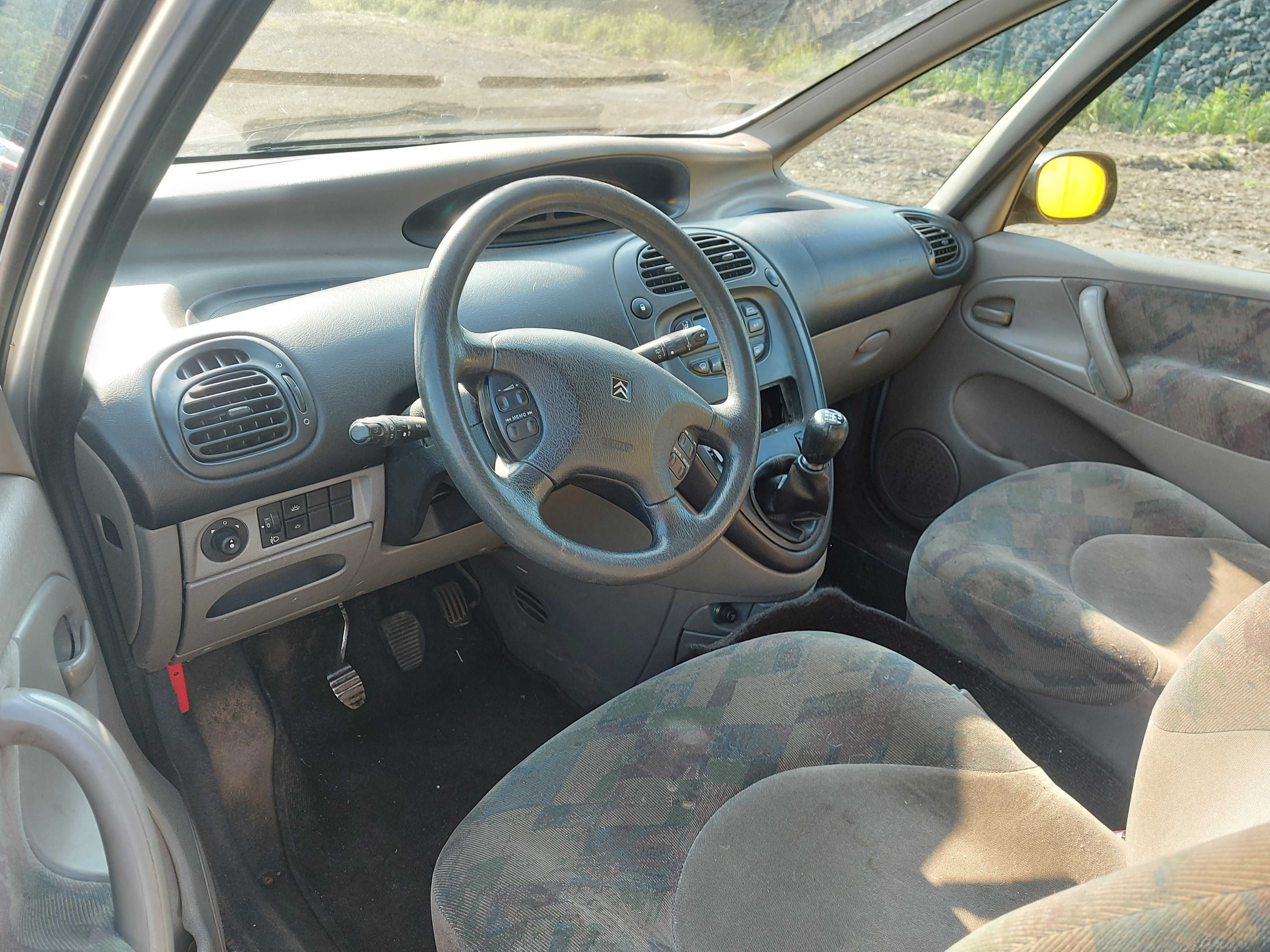 Citroen Xsara Picasso EZRC błotnik przedni prawy FV transport/dostawa