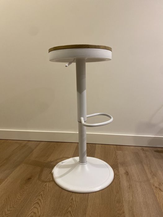 Banco alto ajustável