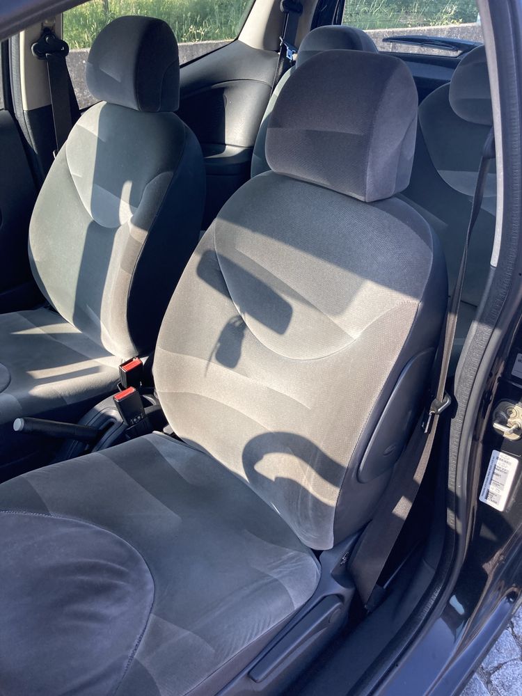 Citroen C2 1.1i 60cv